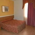 מלון Pinamonte 3*