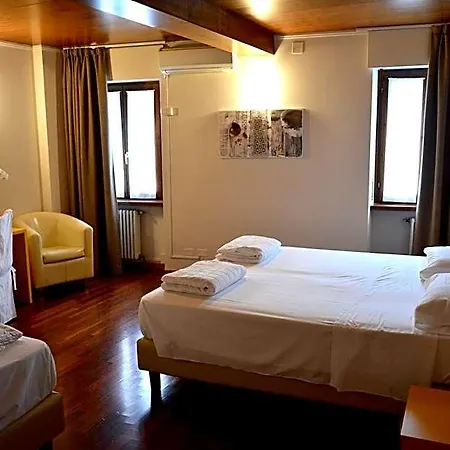 Ξενοδοχείο Pinamonte 3*