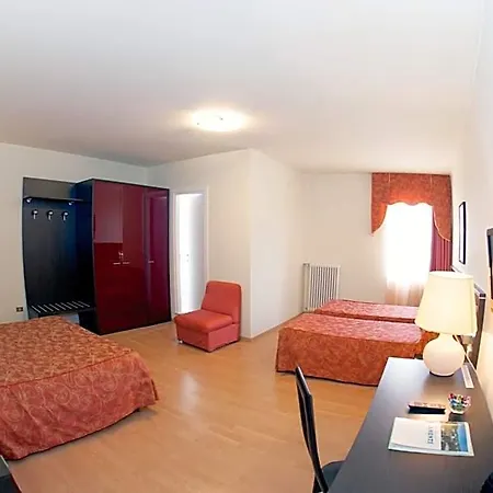 Ξενοδοχείο Pinamonte Costermano