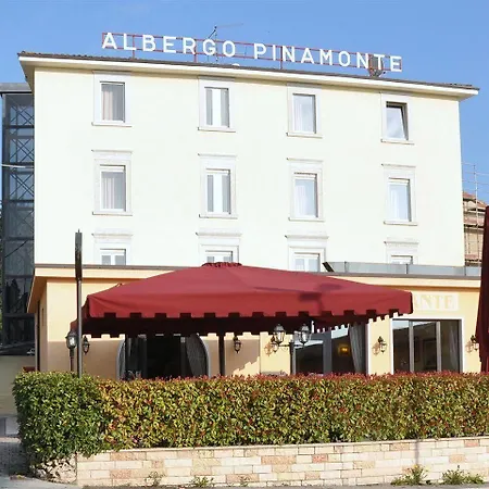 Pinamonte Hotel Costermano