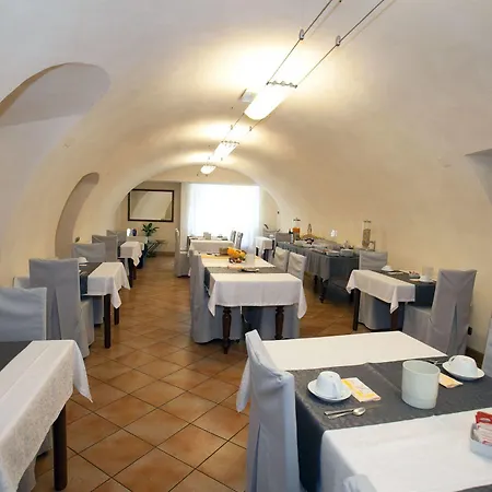 Hotel Pinamonte 3*