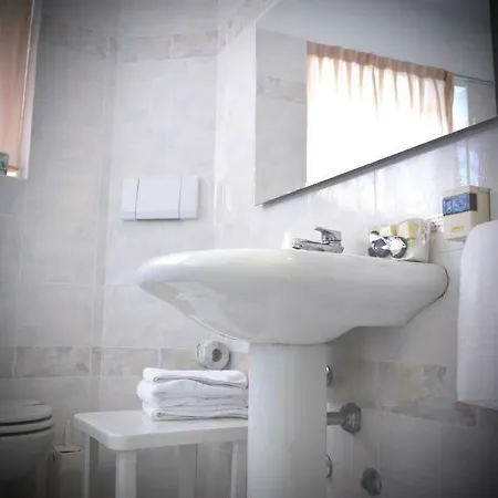 Hotell Pinamonte Costermano